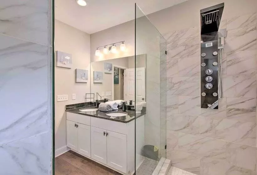 Stylish College Park Home W/ Private Garden!