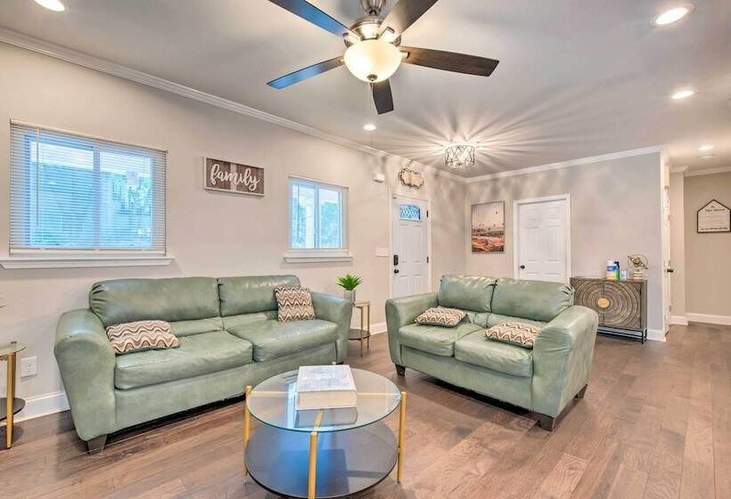 Stylish College Park Home W/ Private Garden!