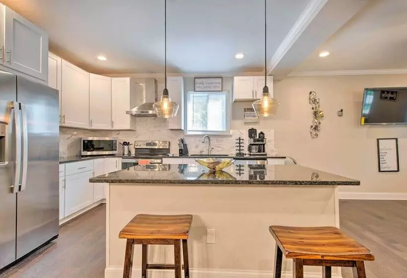 Stylish College Park Home W/ Private Garden!