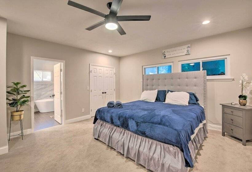 Stylish College Park Home W/ Private Garden!