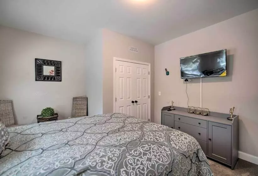 Stylish College Park Home W/ Private Garden!