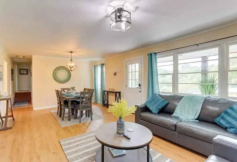 The Sunrise Cottage W/ Hot Tub, 3 Mi To Downtown