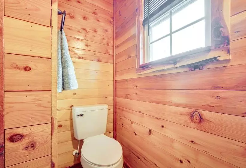 Troy Cabin W/ River Access: Fish, Kayak & More!