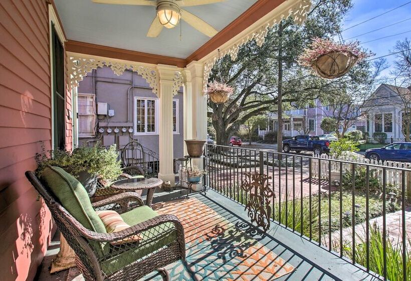 2 Mi To French Quarter: Nola Getaway W/ Porch!