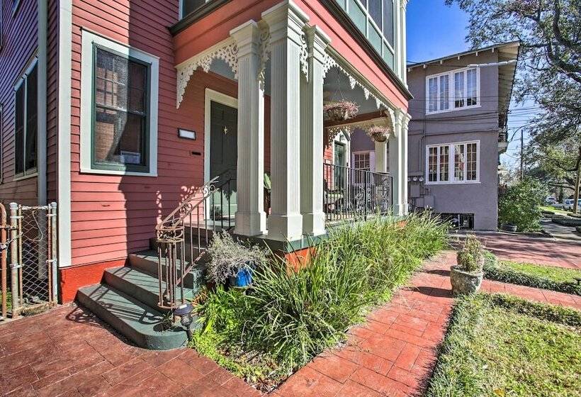 2 Mi To French Quarter: Nola Getaway W/ Porch!