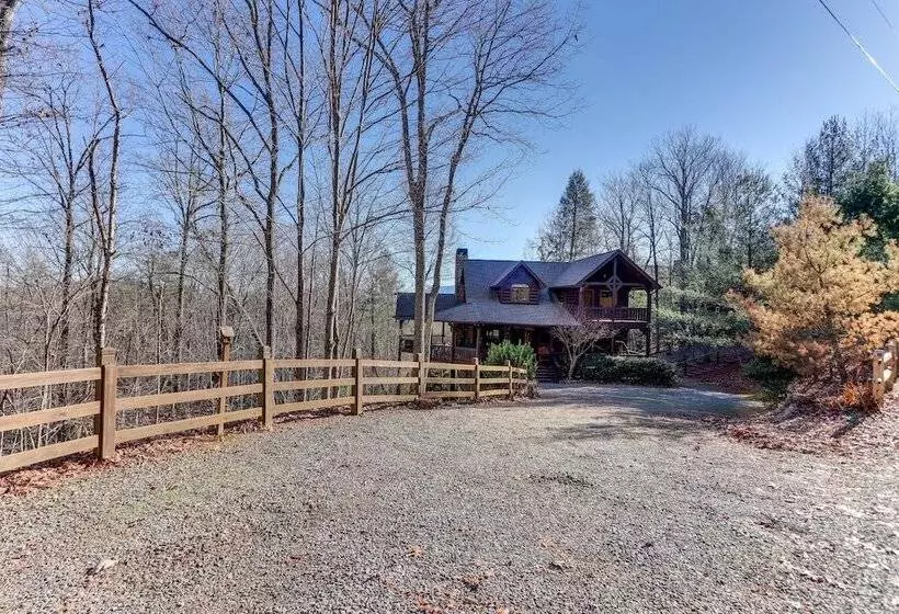 Ellijay Hideaway W/ Hot Tub, Views & Game Room!