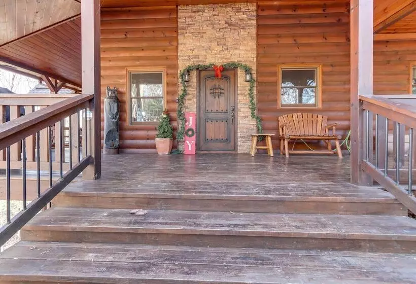 Ellijay Hideaway W/ Hot Tub, Views & Game Room!
