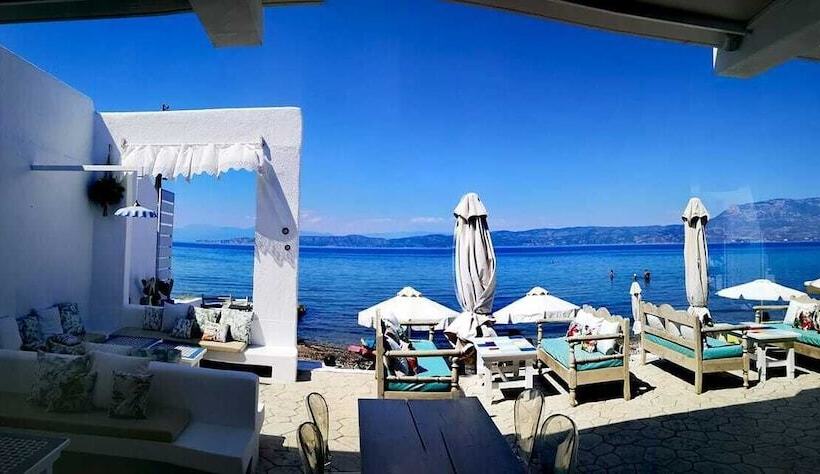 Apollonio Upper View Suites