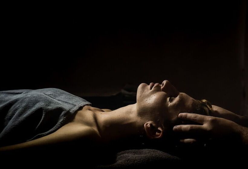 Apollonio Upper View Suites