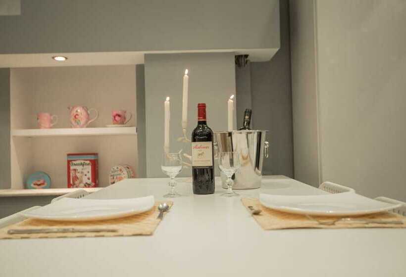 Apollonio Upper View Suites