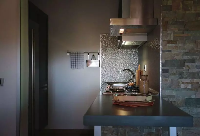 تختخواب و صبحانه Camagna Country House Suite Guttuso