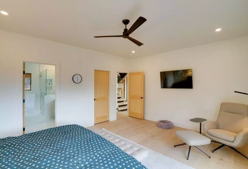 Brand New Luxury Ski Cabin   2 Mi To Windham Mtn!