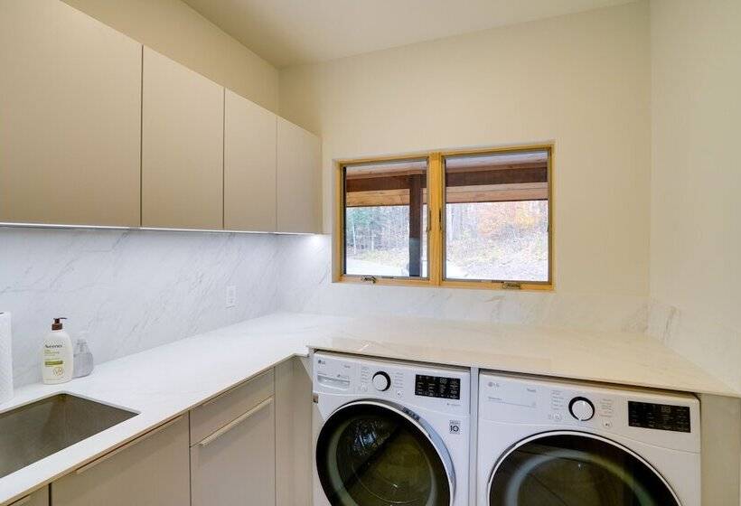 Brand New Luxury Ski Cabin 2 Mi To Windham Mtn!