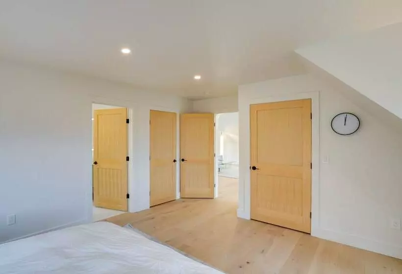 Brand New Luxury Ski Cabin   2 Mi To Windham Mtn!