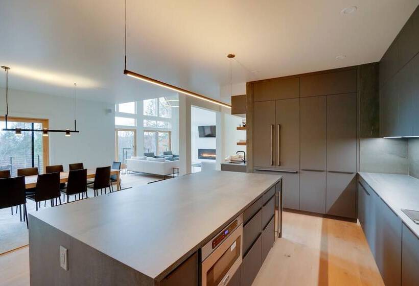 Brand New Luxury Ski Cabin 2 Mi To Windham Mtn!