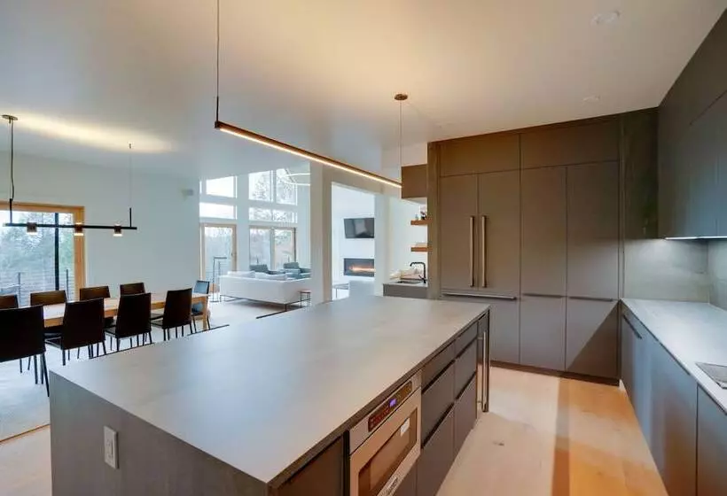 Brand New Luxury Ski Cabin   2 Mi To Windham Mtn!