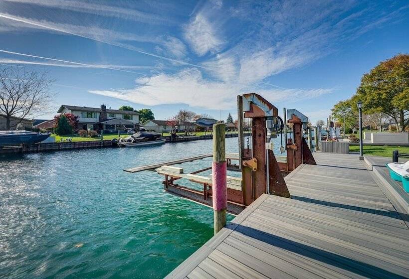 Canal Front Clay Township Gem: Boat & Jet Ski Lift