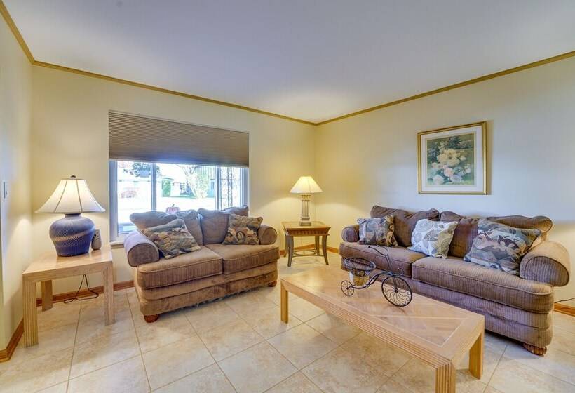 Canal Front Clay Township Gem: Boat & Jet Ski Lift