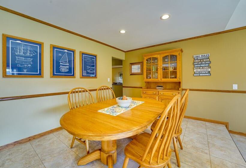 Canal Front Clay Township Gem: Boat & Jet Ski Lift