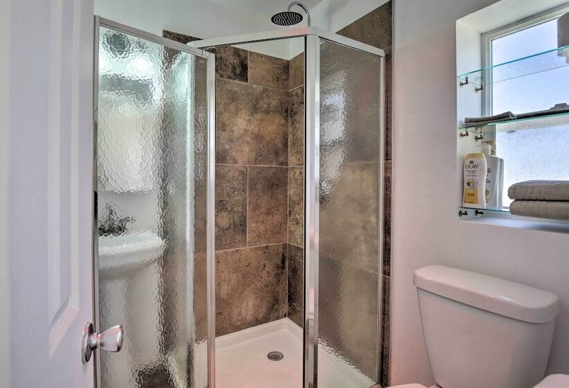 Charming Abode W/ Patio 5 Minutes To Balboa Park!