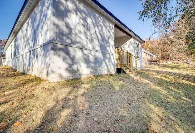 Charming Grove Home W/ Deck Near Grand Lake!