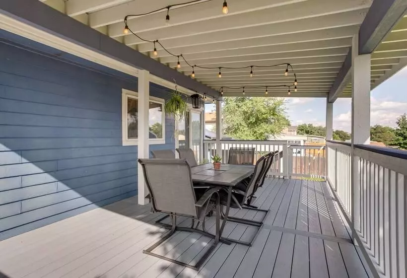 Furnished Deck + Fire Pit: Thornton Family Retreat