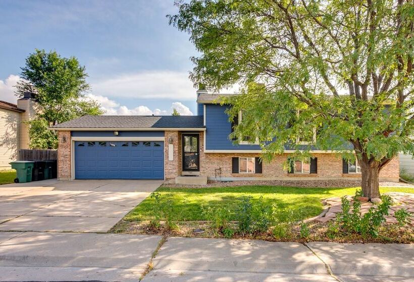 Furnished Deck + Fire Pit: Thornton Family Retreat