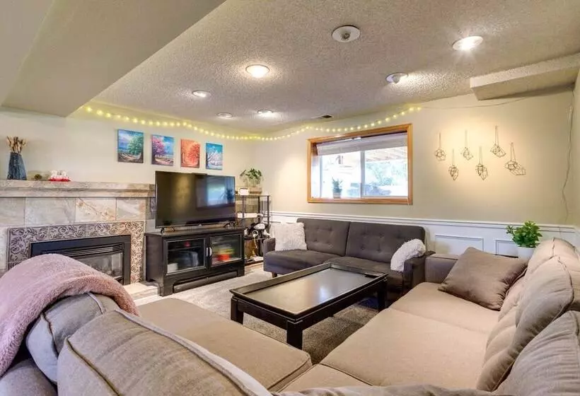 Furnished Deck + Fire Pit: Thornton Family Retreat