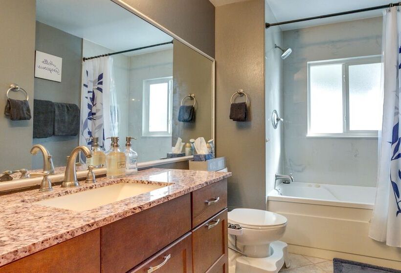 Furnished Deck + Fire Pit: Thornton Family Retreat