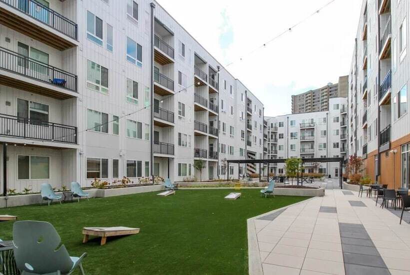 Cozysuites Artistry Cincinnati