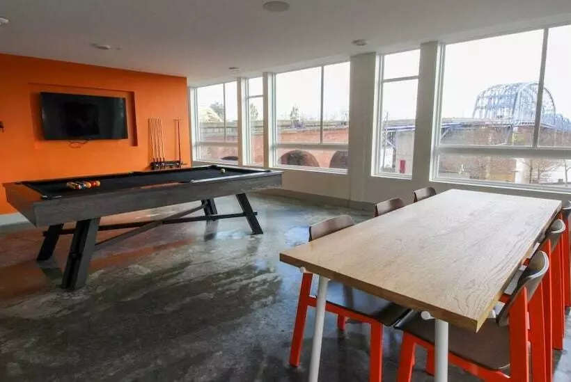 Cozysuites Artistry Cincinnati