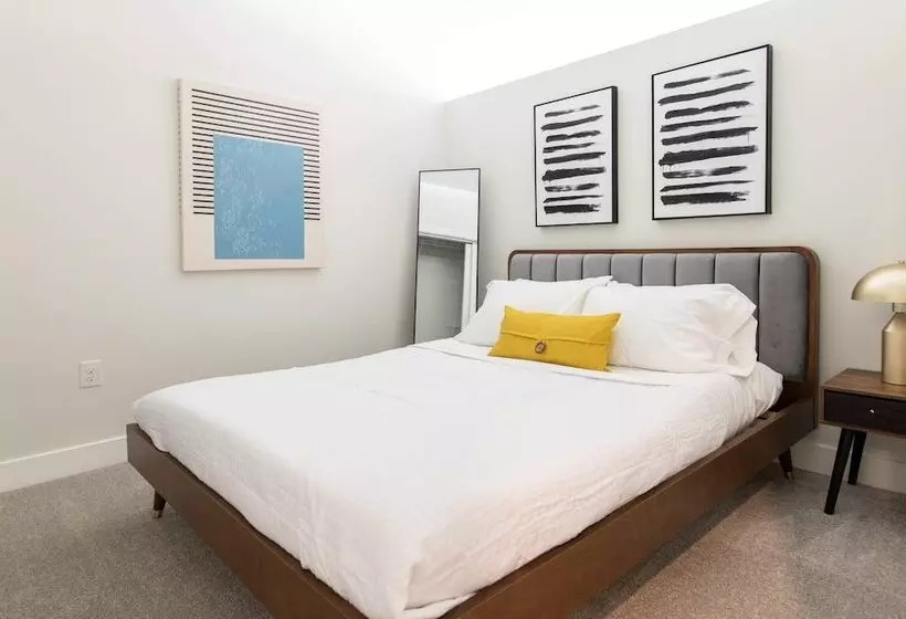 Cozysuites Artistry Cincinnati