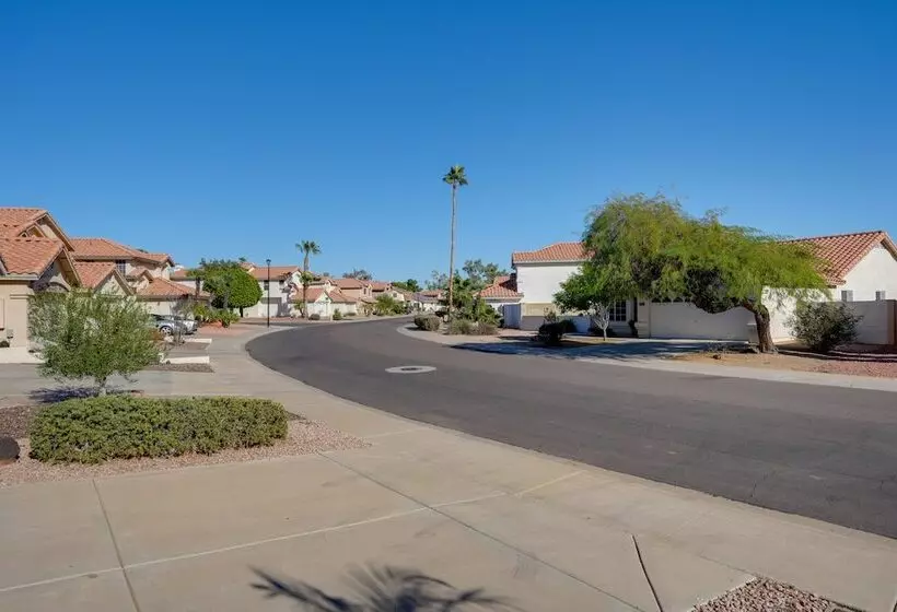 Glendale Home On A Golf Course W/ Patio & Views!
