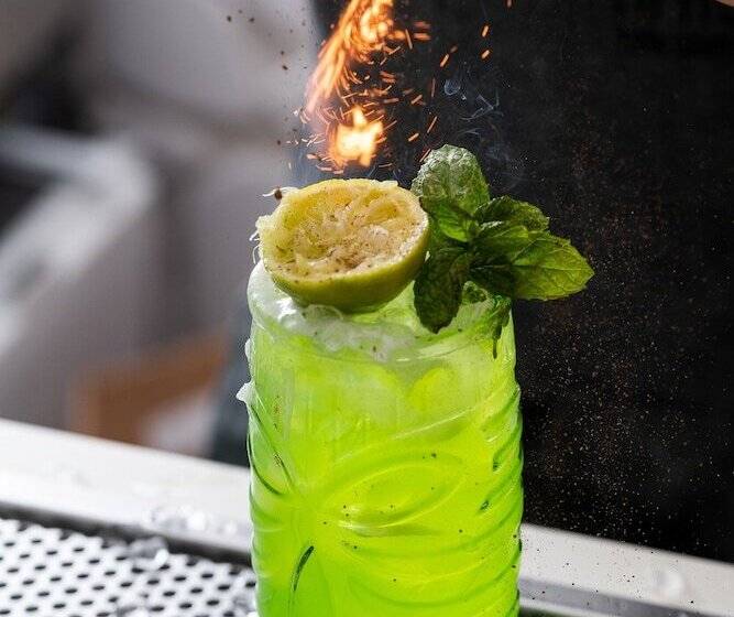 ホテル Afrodite Suites