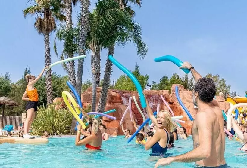 ホテル Camping Les Palmiers