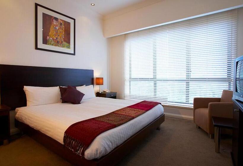 فندق Club Wyndham Lakes Entrance