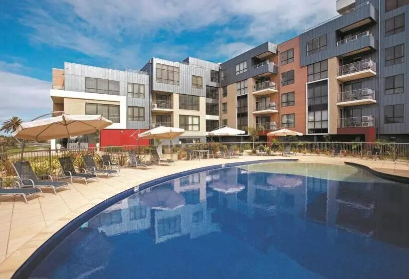 ホテル Club Wyndham Lakes Entrance