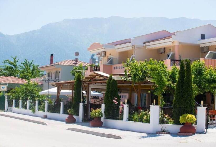 فندق Nikolas Studios