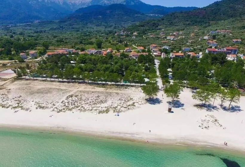 Hotelli Nikolas Studios