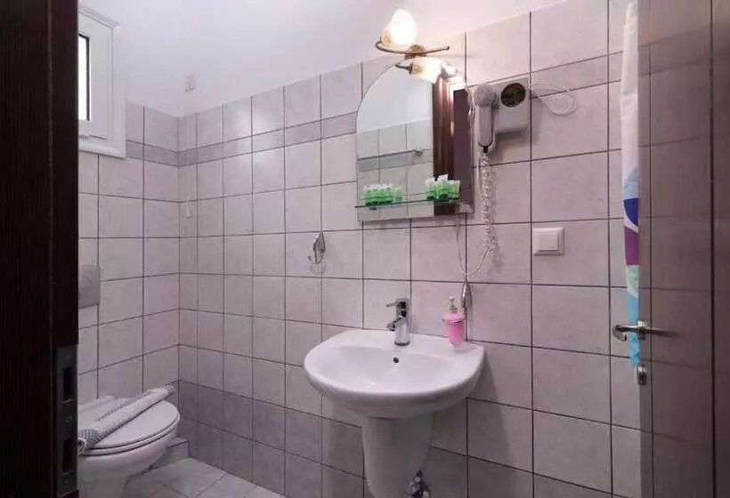 Hotelli Nikolas Studios