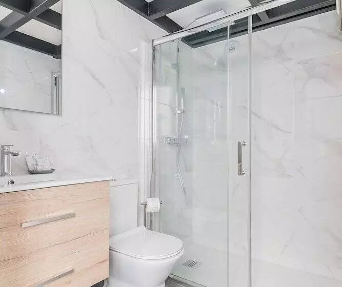 Open Sea Suites