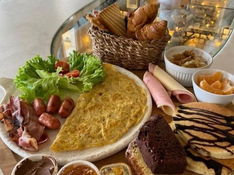 Отель Spon Boutique