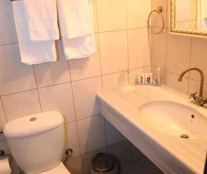 Отель Spon Boutique