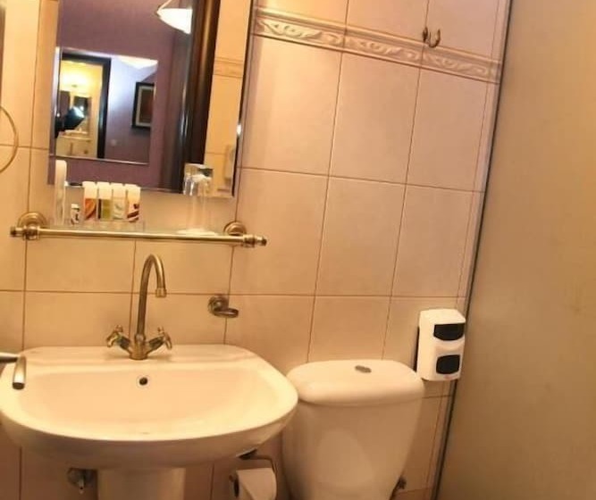 Отель Spon Boutique