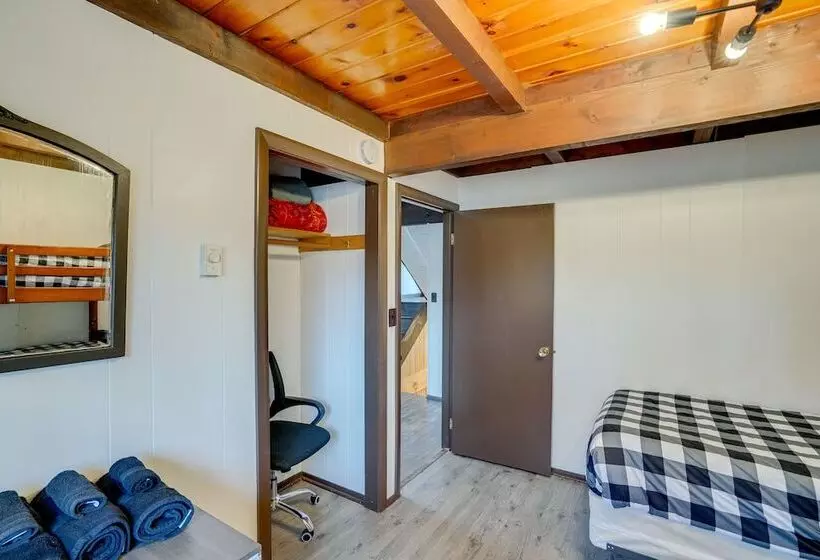 Hunter Mountain Home W/ Game Room: 1 Mi To Skiing!