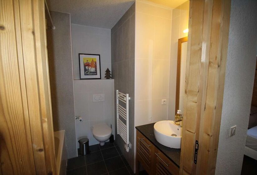 Calme Nature Ski à Vallorcine Mont Blanc