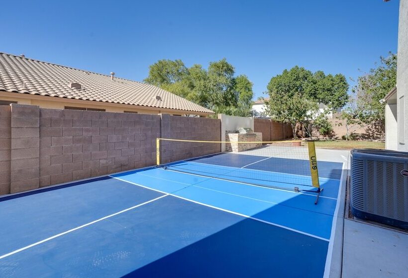 Luxury Goodyear Home W/ Private Pool + Pickleball!