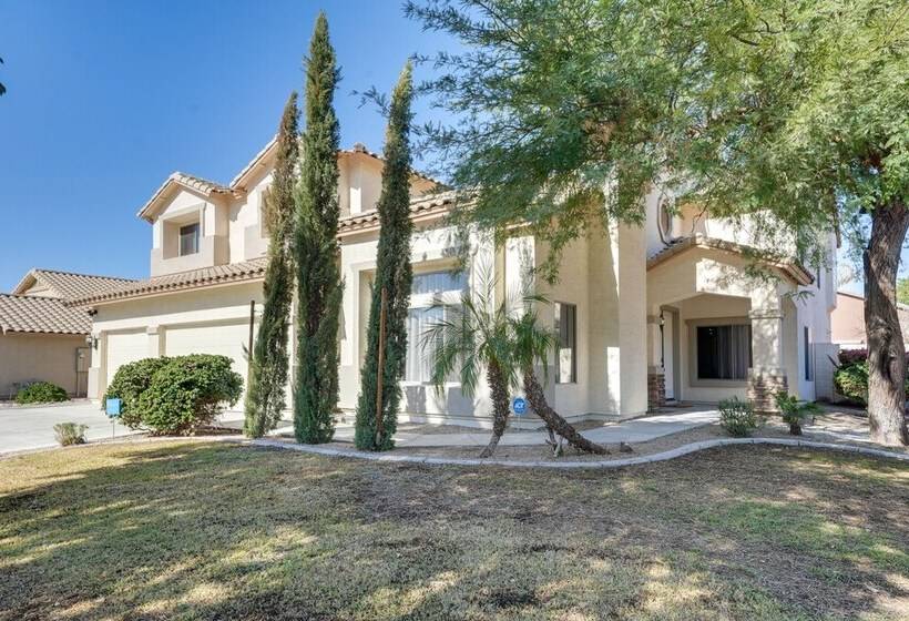 Luxury Goodyear Home W/ Private Pool + Pickleball!