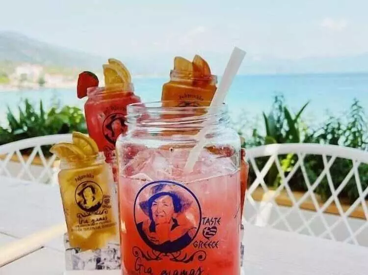 Nereides Seaside Apartments