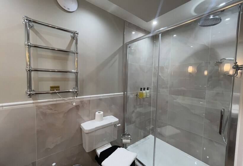 Old Town House By Ezestays, In The Heart Of The Old Town Margate